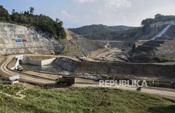 Bendungan Cipanas Belum Terisi Penuh, Kekeringan Masih Ancam Sawah di Indramayu