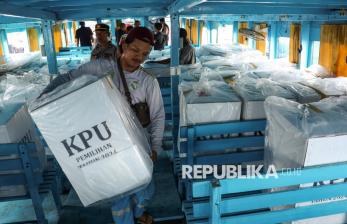 KPU Makassar Distribusikan Logistik Pilkada ke Wilayah Kepulauan 