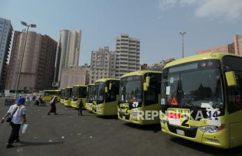 In Picture: Layanan Bus Shalawat Kembali Beroperasi