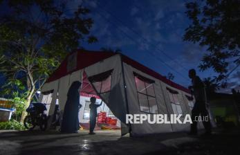 Sepekan Berlalu, Penyintas Banjir Bandang Padang Masih Bertahan di Tenda Pengungsian