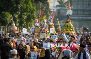 Ragam Warna Tradisi Maulid Nabi di Sejumlah Daerah di Indonesia