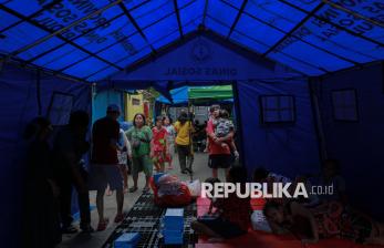 In Picture: Pengungsi Kebakaran Taman Sari Jakbar Capai 1.129 Orang