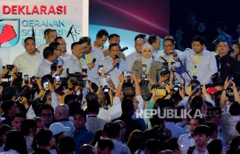 In Picture: Presiden Prabowo dan Anggota Kabinet Merah Putih Nyanyi Bersama Usai Deklarasi GSN