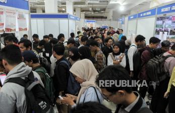 Lulusan SMA hingga Sarjana Padati Jakarta Job Fair 