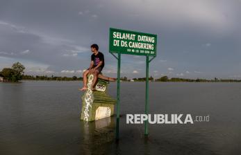 In Picture: Menanti Banjir Surut di Grobogan