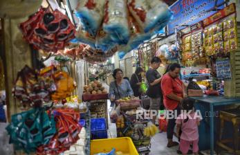 Deflasi Lima Bulan Beruntun: Tanda Daya Beli Menurun, Ekonomi Sedang tidak Baik-Baik Saja