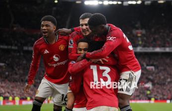 Manchester Is Red! MU Bantai City di Old Trafford 2-0