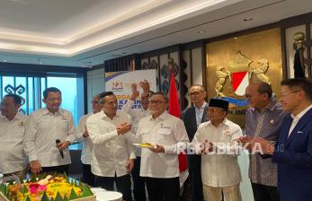 In Picture: Mendag dan Kepala BKPM Hadiri HUT ke-56 Kadin Indonesia