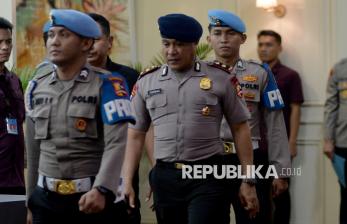 Wajah Sendu Kompol Cosmas Usai Dipecat Tidak Hormat dari Kepolisian