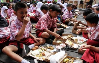 Makan Bergizi Gratis untuk PAUD-SD-SMP-SMA akan Dibedakan Waktunya, Ini Pembagiannya