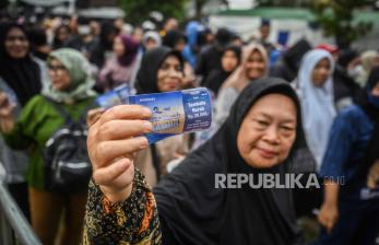 Rayakan HUT Ke-26, Bank Mandiri Gelar Pasar Murah