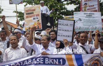 Tenaga Honorer di Indramayu Gelar Aksi, Tuntut Diangkat Sebagai Pegawai PPPK 