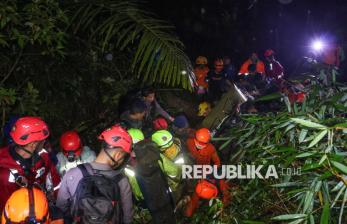 Satu Jenazah Korban Pesawat ATR 42-500 Berhasil Dievakuasi