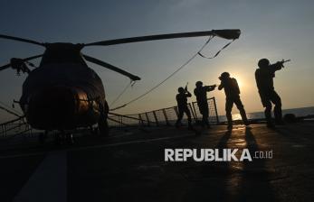 In Picture: Melihat Latihan Bersama TNI AL dan Angkatan Laut Rusia di Perairan Jatim