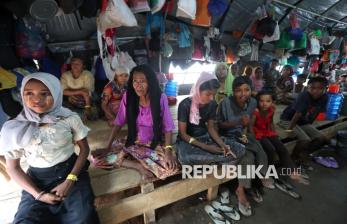 In Picture: Setahun Sudah Imigran Rohingya di Aceh Timur Hidup dalam Tenda Pengungsian 