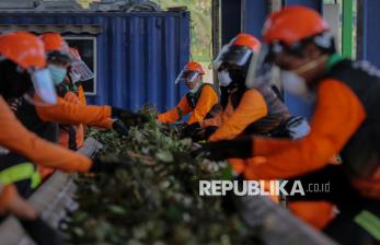 Menahan Sampah Sebelum ke Hilir, Jakarta Siapkan 11 Saringan Sampah Terpadu