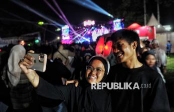 In Picture: Menikmati Malam Pergantian Tahun di TMII