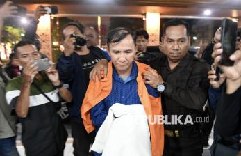 In Picture: Buron 9 Tahun, Terpidana Kasus Rudapaksa Anak Diamankan Kejari Samarinda