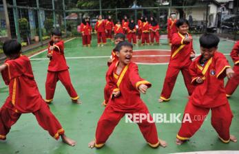 In Picture: Semangat Siswa Sekolah Dasar Berlatih Seni Bela Diri Tapak Suci