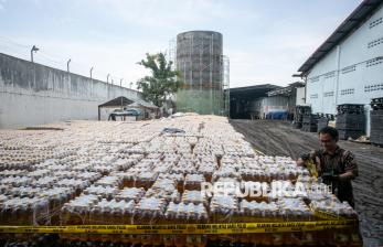 In Picture: Puluhan Ribu Kemasan MinyaKita Tak Sesuai Takaran Disita Satgas Pangan Polda Jateng