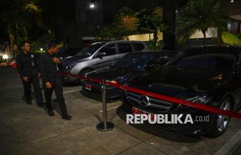 Deretan Barang Bukti OTT Ditjen Imigrasi, dari Mobil Mewah hingga Sepeda MTB 