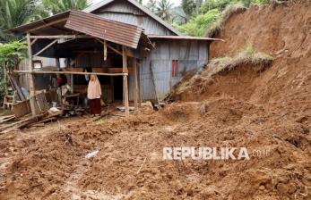 In Picture: Empat Orang Meninggal Dunia Akibat Bencana Longsor di Mamuju