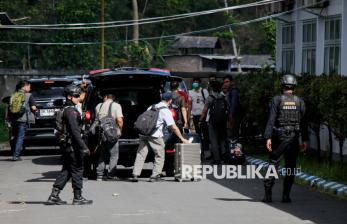 KPK Geledah Kantor Bupati dan Dinas PUPRPKP Lombok Barat