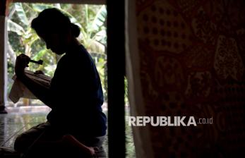 Keterbatasan Bukan Halangan, Batik Jadi Perjuangan
