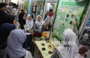 In Picture: Ratusan Peserta Ikuti Lomba Karya Ilmiah Tingkat Internasional di Semarang