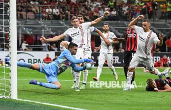 Aksi Gemilang Emil Audero di Bawah Mistar Gawang Bawa Cremonese Bungkam AC Milan 