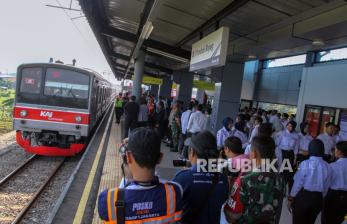 In Picture: 18 Tahun Tidak Aktif, Stasiun Pondok Rajeg Kini Beroperasi Kembali