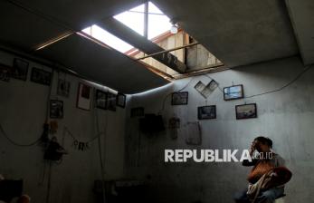 In Picture: Puluhan Rumah Warga di Berastagi Rusak Diterjang Puting Beliung