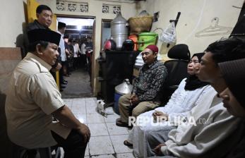 Presiden Prabowo Kunjungi Rumah Duka Almarhum Affan Kurniawan