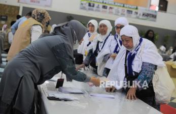 PPIH: Jamaah Haji Perempuan Boleh Pakai Masker Saat Ihram dalam Kondisi Tertentu