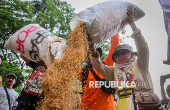 Peringati Hari Pangan Sedunia, Ratusan Petani Gelar Aksi Tuntut Reforma Agraria