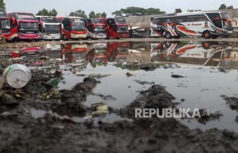 Penampakan Terminal Bus Bubulak Bogor yang Tak Terawat