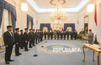 Presiden Prabowo Lantik Anggota Komisi Percepatan Reformasi Polri