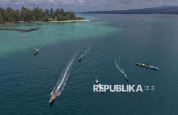 Parade Perahu Nelayan Semarakkan Festival Pulau Bokori
