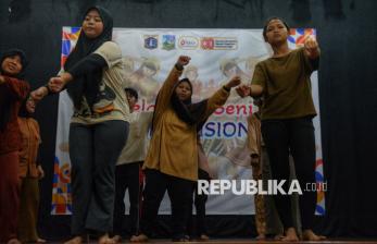 Antusiasme Siswa SLB Ikuti Pelatihan Tari Tradisional