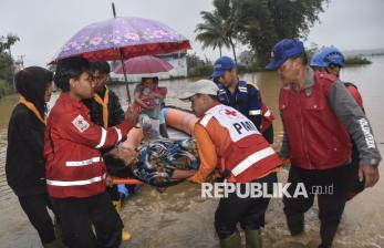 In Picture: Banjir Rendam Ribuan Rumah di Tasikmalaya 