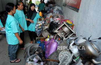 In Picture: Bank Sampah Daur Ulang di Kampung Sudiroprajan