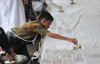 Semarak Hari Batik Nasional di Museum Batik Indonesia