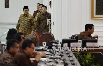 Presiden Apresiasi Kementerian BUMN Dukung Penurunan Tiket Pesawat