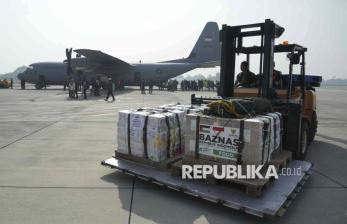 In Picture: 800 Ton Bantuan Kemanusiaan dari Indonesia Siap Dikirim ke Gaza