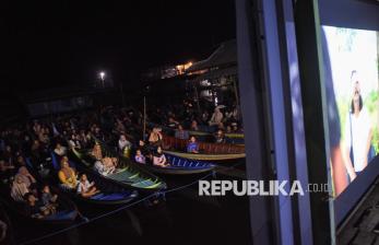 Bioskop Terapung, Hiburan Alternatif Masyarakat Pesisir di Kukar