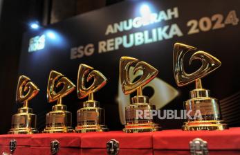 15 Perusahaan dan Lembaga Raih Anugerah ESG Republika 2024