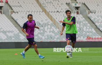 Legenda Barcelona Siap Tampil di GBK pada Clash of Legends 2026