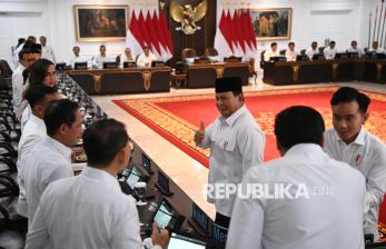 In Picture: Pimpin Sidang Kabinet Paripurna, Prabowo Puji Kinerja Sejumlah Menteri