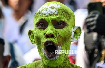 In Picture: Tuntut Kepastian Nasib, Tenaga Honorer Gelar Aksi di Jakarta