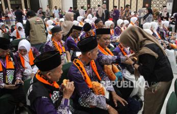 In Picture: Kloter Pertama Embarkasi Makassar Mulai Masuk Asrama